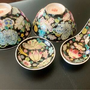 VTG  Chinese Porcelain Hand Painted  Jingdezhen Famille Rose Factory “R”